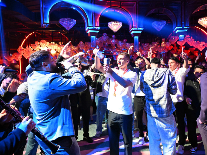 FOTBAL:SARBATOARE CLUB FCSB CASTIGAREA SUPERLIGII SUPERBET (17.05.2025)