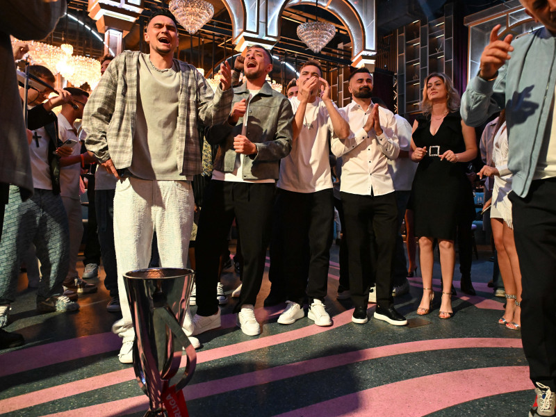 FOTBAL:SARBATOARE CLUB FCSB CASTIGAREA SUPERLIGII SUPERBET (17.05.2025)