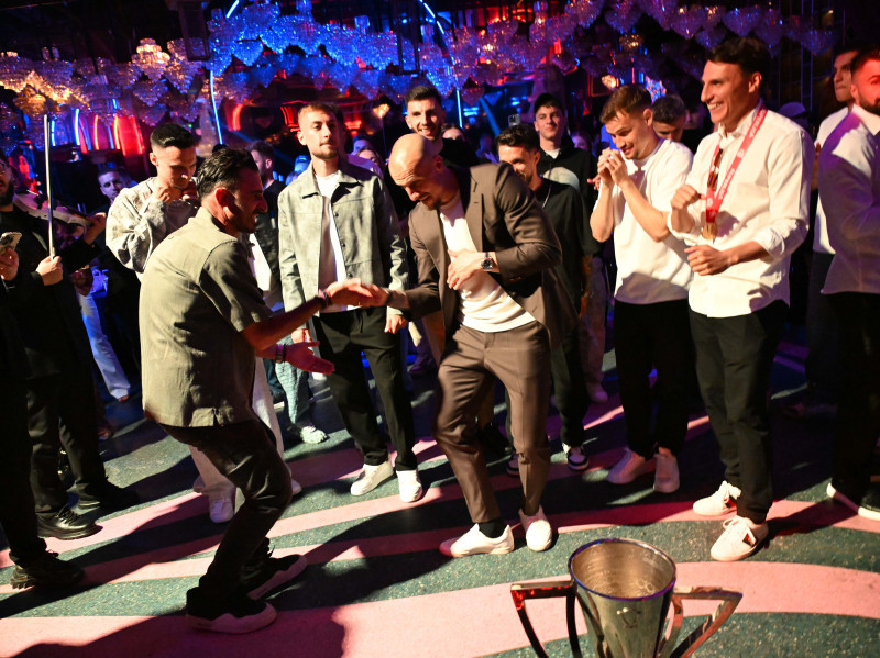 FOTBAL:SARBATOARE CLUB FCSB CASTIGAREA SUPERLIGII SUPERBET (17.05.2025)