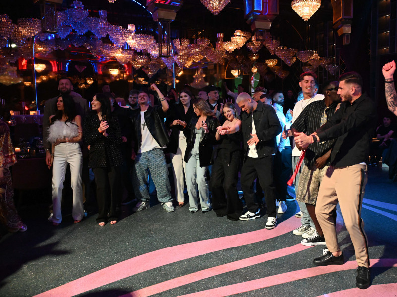 FOTBAL:SARBATOARE CLUB FCSB CASTIGAREA SUPERLIGII SUPERBET (17.05.2025)