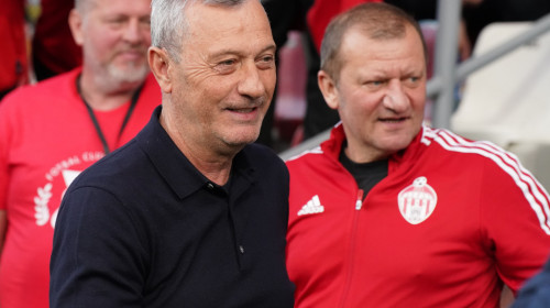 Ultima lovitură a lui Rednic la UTA?! Discuție bizară cu juniorii pe care-i acuzase că n-au valoare nici de liga a 2-a