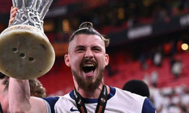 Suma uriașă încasată de Drăgușin după câștigarea Europa League: „Am negociat bine"