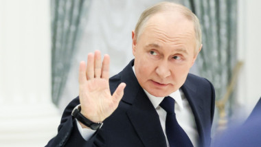 Vladimir Putin a salutat rezultatul alegerilor, însă noul președinte i-a dat lovitura de grație Rusiei