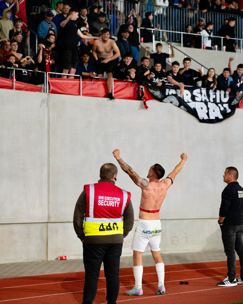 tiagolsg_1745494200_3617770875493309286_527177030