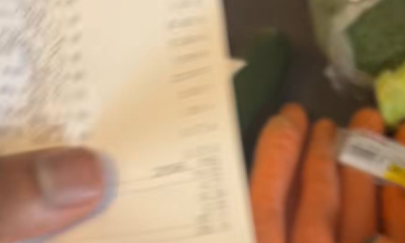 S-a mutat în România și a rămas ”mască” după ce a văzut cât l-au costat cumpărăturile: ”Nu-mi vine să cred”. VIRAL