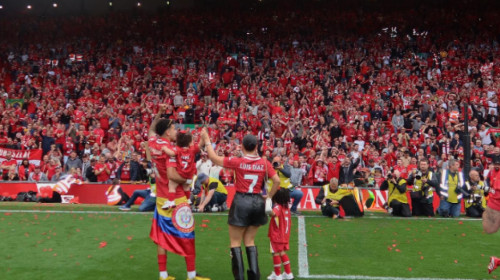 Liverpool, tot mai aproape să-și piardă starul de 70.000.000 €! Mesajul soției ”i-a pus pe jar” pe fani
