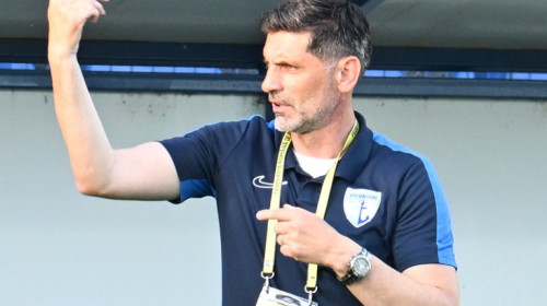 Pîrvu, război total cu Mihalcea: ”Dacă sunt din Liga 2, înseamnă că sunt arogant? Felicit doar jucătorii”