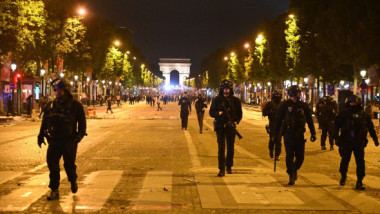 FOTO Haos total la Paris! Închisoare cu executare după scenele sălbatice de pe 31 mai