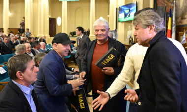 Variantă spectaculoasă în Superliga! Fostul atacant al Generației de Aur, posesor de licență PRO, e dorit la echipă