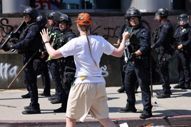 Los Angeles: ICE Raids Spark Protest Riot.