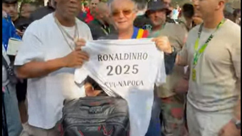 Ronaldinho a ajuns în România!