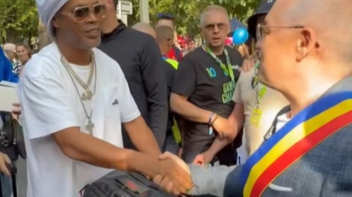 Ce i-a spus Emil Boc lui Ronaldinho, când a ajuns față în față cu el