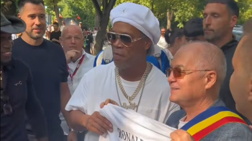 Ronaldinho a spus cum s-a simțit în România și a avut un mesaj clar pentru Emil Boc, după evenimentul de la Cluj