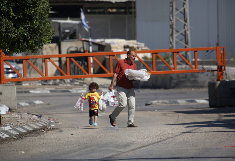 MIDEAST NABLUS ISRAEL ROAD CLOSED