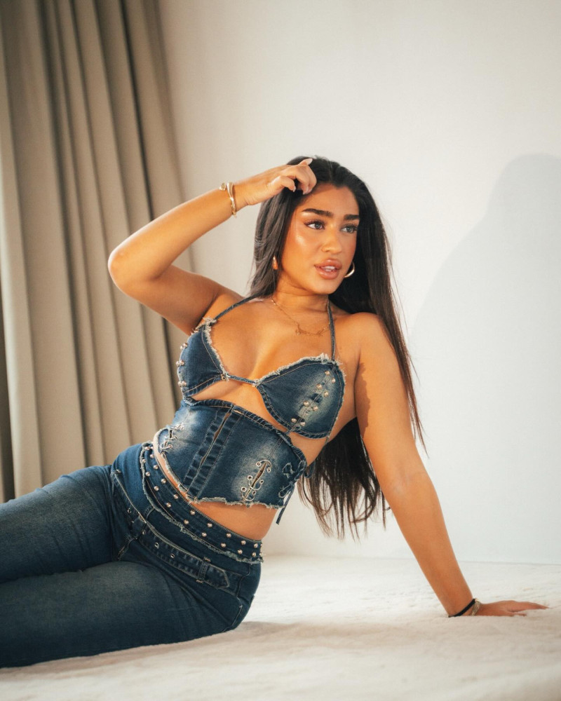 parmidashahh_1742755359_3594814965107769984_2270248453