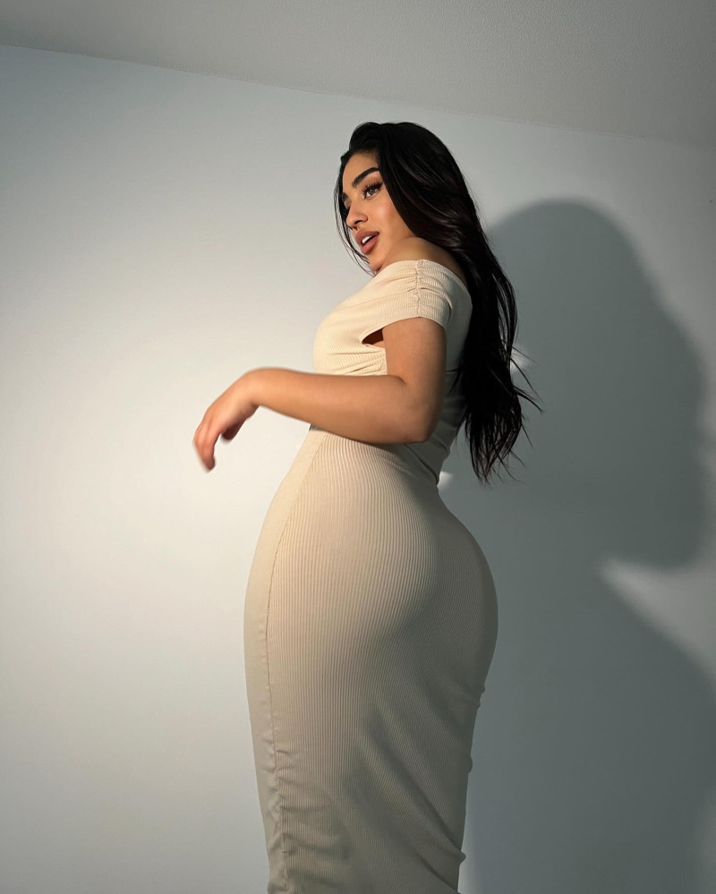 parmidashahh_1712686522_3342579272412089314_2270248453