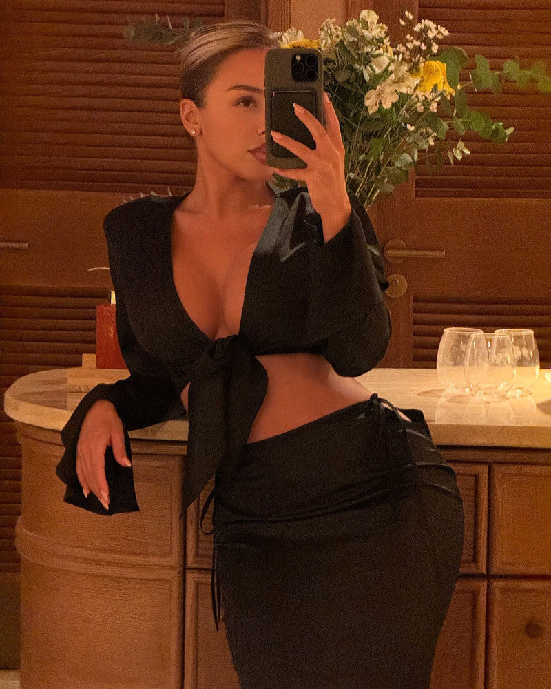 violetta.bert_1733754082_3519306777253015974_262968200