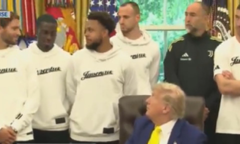 ”Oribil! Cât de jenant”: Donald Trump i-a chemat în Biroul Oval și le-a pus o singură întrebare, iar toți au amuțit
