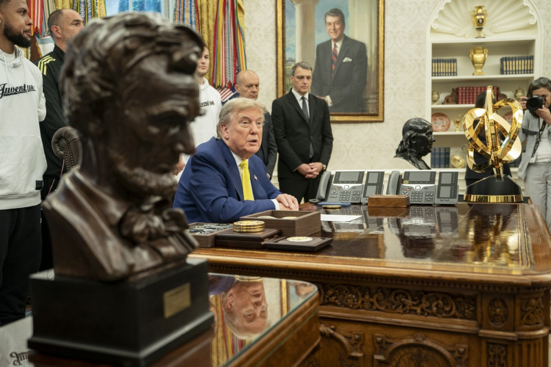 President Trump Holds A Meeting With Members Of The Juventus Soccer Club - 18 Jun 2025