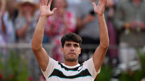 Carlos Alcaraz, calificare cu emoții în sferturile ATP Londra, după un meci de peste trei ore