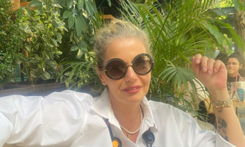 La 10 ani de la divorț, a fost cerută în căsătorie. ”Arătați super. Să fiți fericiți!”