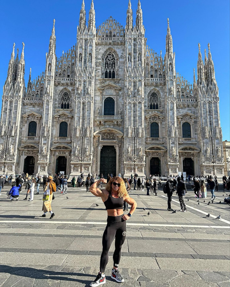 amymuscle_ifbbpro_1700075223_3236788029952302338_43146698730