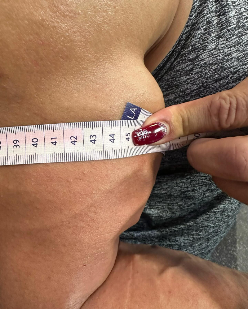 amymuscle_ifbbpro_1703275305_3263632268325372042_43146698730
