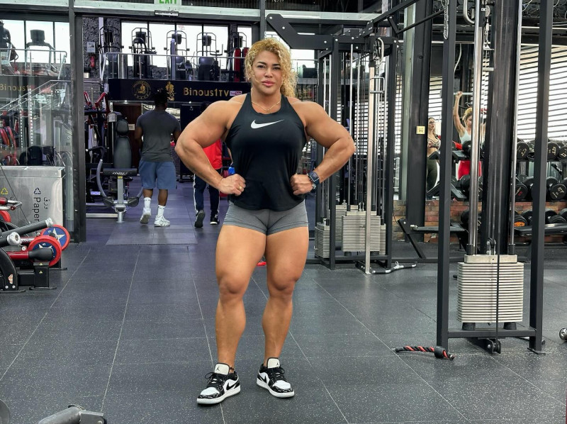 amymuscle_ifbbpro_1726224899_3456147413088825936_43146698730