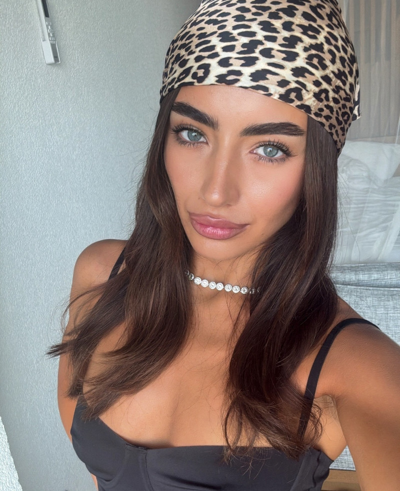 aleionela__1750179898_3657096508829995656_558347354