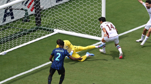 Inter - Fluminense 0-2. Cristi Chivu și elevii săi sunt eliminați de la Campionatul Mondial al Cluburilor