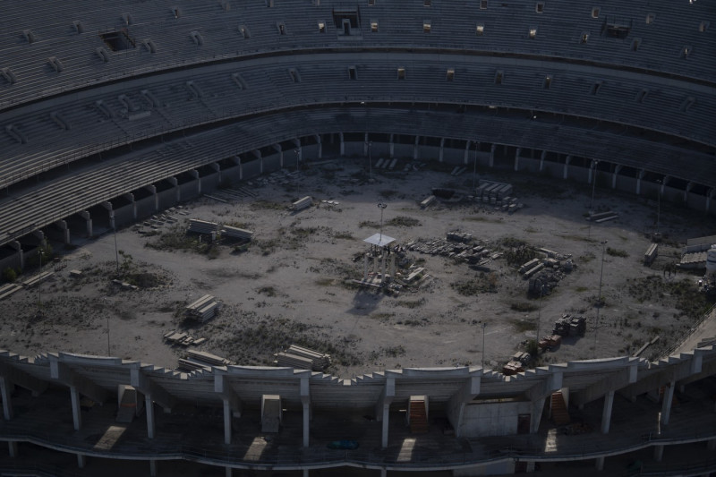 Valencia's Nuevo Mestalla stadium resumes construction work that has been halted for almost 16 years