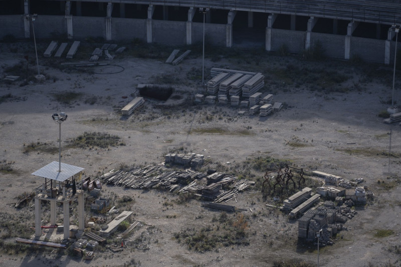 Valencia's Nuevo Mestalla stadium resumes construction work that has been halted for almost 16 years