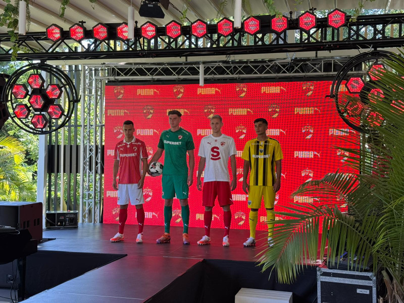 a8ba1935-e9fb-4d90-bab3-f8086f33ec15