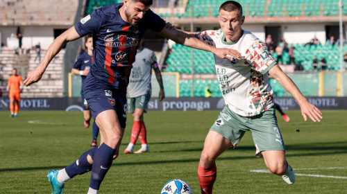 Dinamo l-a ratat în iarnă, iar acum se află pe lista Rapidului
