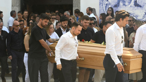 ”Rușinea de la înmormântarea” lui Diogo Joto! Poliția a intervenit pe loc