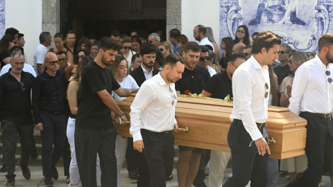 ”Rușinea de la înmormântarea” lui Diogo Joto! Poliția a intervenit pe loc