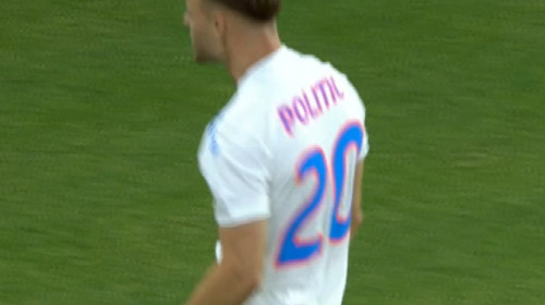 Debut perfect la FCSB! Dennis Politic a intrat pe teren și a lovit imediat, printr-un șut năprasnic
