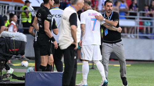 Dezvăluirea făcută de Denis Alibec, după ce a ieșit accidentat de pe teren la meciul cu CFR Cluj