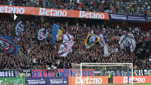 Prinși cu droguri la Supercupă! Dosare penale pentru trafic și consum la meciul FCSB - CFR