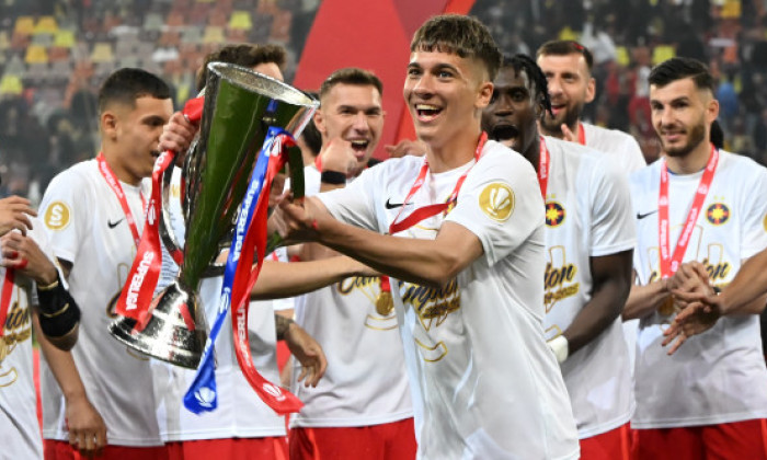 4 jucători noi pe lista UEFA a lui FCSB: Alibec și Bîrligea, OUT