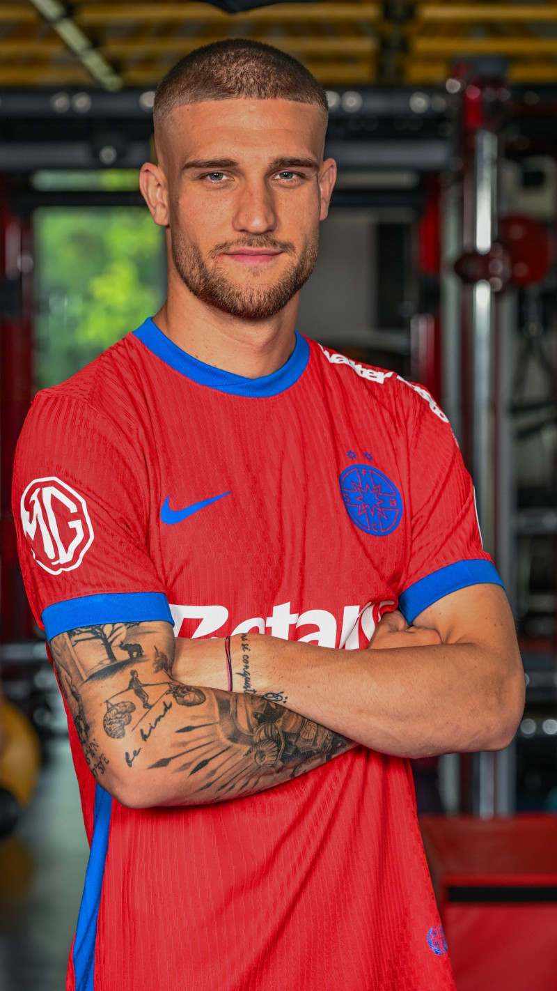 echipament fcsb 2025-2026 (18)