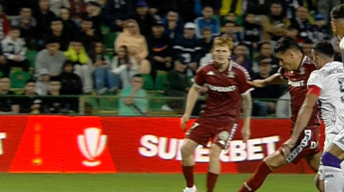 Debut perfect pentru Gâlcă la Rapid. ”Ghiuleaua” lui Dobre a ridicat fanii în picioare