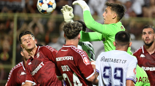FC Argeș - Rapid 0-2, ACUM, Digi Sport 1. Dobre a făcut dubla! "Giuleștenii" au cerut penalty