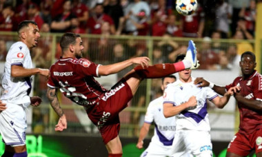 Primul diagnostic primit de Elvir Koljic după accidentarea din FC Argeș – Rapid! Ce șanse are să joace în derby-ul cu CFR Cluj