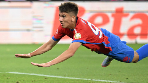 Ce i-a spus Charalambous lui Stoian, chiar înainte să o salveze pe FCSB