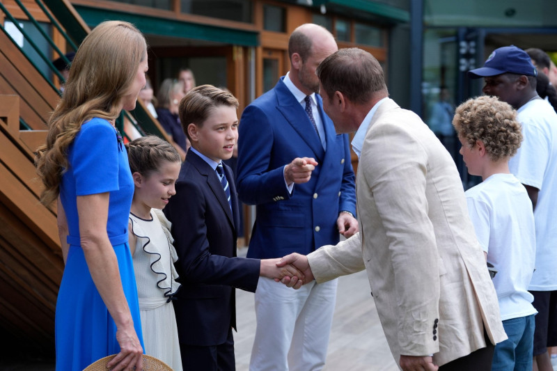 (left to right) the Princess of Wales, Princess Charlotte, Prince George and the Prince of Wales meet Steve Backshall, on day fourteen of the 2025 Wimbledon Championships at the All England Lawn Tennis and Croquet Club, London. Picture date: Sunday July 1