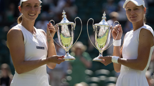 Elise Mertens și Veronika Kudermetova au câștigat finala de la Wimbledon, în proba de dublu