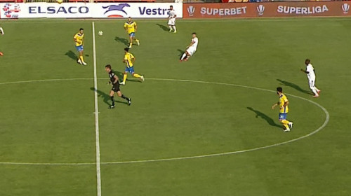 FC Botoșani - Farul 0-0, ACUM, pe Digi Sport 1. ”Marinarii” au cerut penalty!