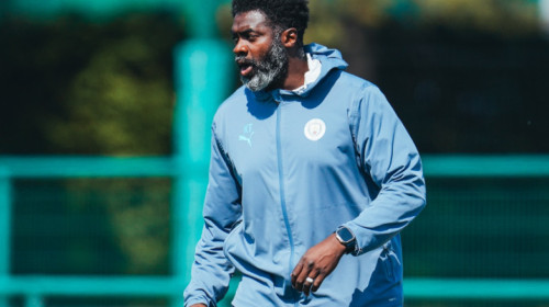 Kolo Toure a semnat cu Manchester City