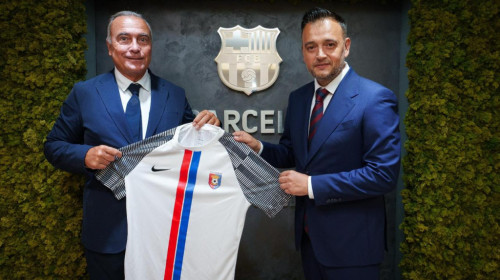 După ce a văzut că a venit Barcelona în România, a refuzat contractul din SuperLigă! Surpriză totală cu fostul rapidist Albu